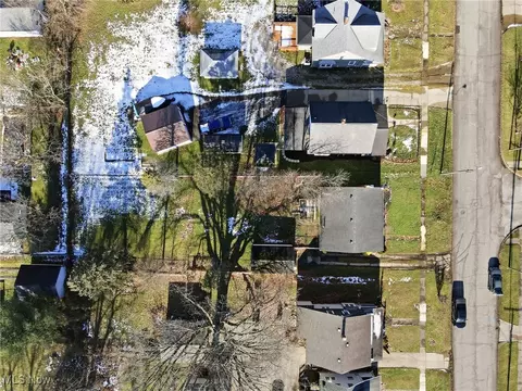 1403 Ohio Ave, Ashtabula, OH 44004 photo 7