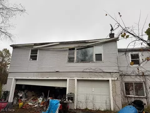 1231 E Howe Rd, Tallmadge, OH 44278