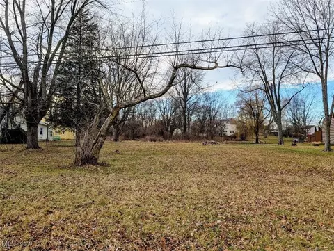 Buckeye Drive, Sheffield Lake, OH 44054