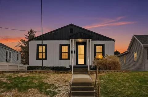 722 Indiana St, Zanesville, OH 43701