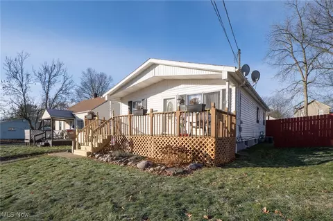 766 Staeger St, Akron, OH 44306