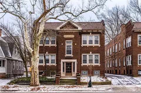 2634 Mayfield Rd #5, Cleveland Heights, OH 44106