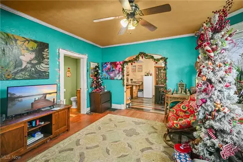 4 S Church St, Willard, OH 44890 photo 4