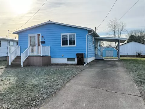 425 E Union Ave, West Lafayette, OH 43845