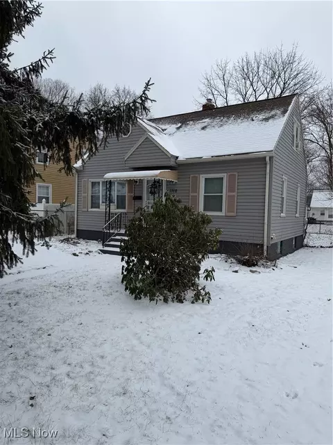 1116 Frederick Blvd, Akron, OH 44320