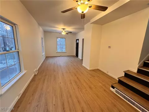 338 17th St, Elyria, OH 44035 photo 9
