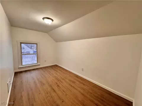 338 17th St, Elyria, OH 44035 photo 12