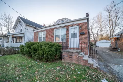 1040 Mercer Ave, Akron, OH 44320