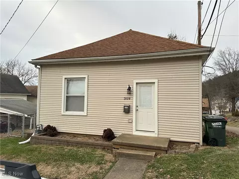 309 Welch St, Dennison, OH 44621