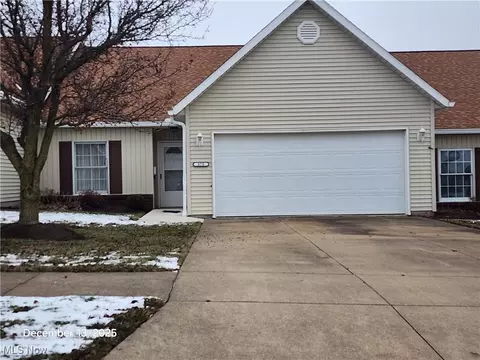 870 King Ridge Dr, Ashland, OH 44805