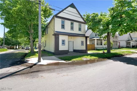 3465 W 54th St, Cleveland, OH 44102