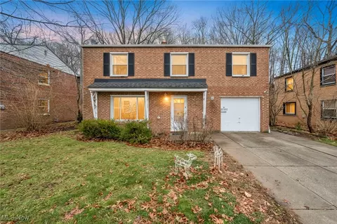 27580 Tremaine Dr, Euclid, OH 44132