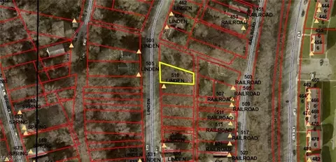 Linden Ave, Steubenville, OH 43952