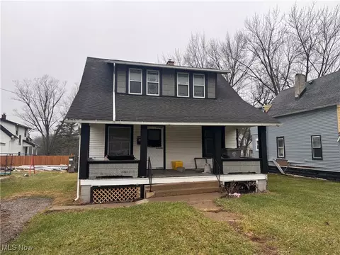 1644 Jacobs Rd, Youngstown, OH 44505