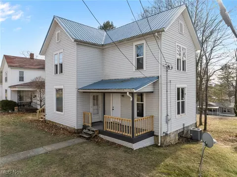 116 Euclid Ave, Barnesville, OH 43713 photo 4