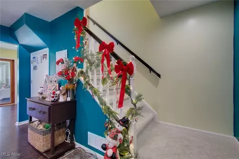 Entry Way - 2950 Colon Dr, Copley, OH 44321 photo 1 of 1