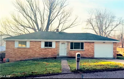 102 5 Beechwood Blvd, Wintersville, OH 43953