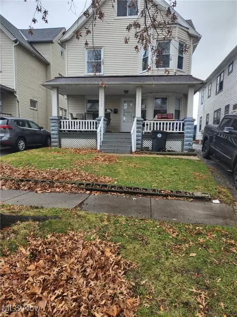 10006 Lamontier Ave, Cleveland, OH 44104