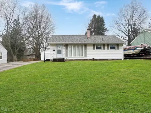 3968 Cannon Rd, Austintown, OH 44515