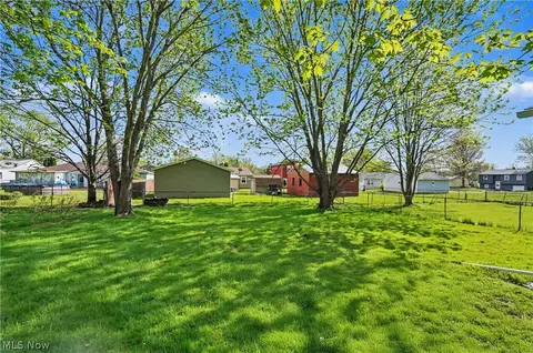 Exterior - 9852 Belden Dr, Windham, OH 44288 photo 3 of 7