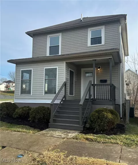 516 N 11th St, Cambridge, OH 43725