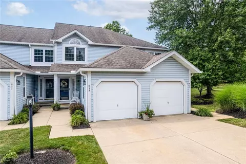 927 Sturbridge Dr, Medina, OH 44256
