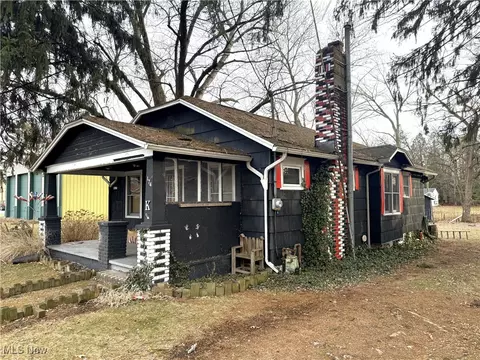 174 Killian Rd, Akron, OH 44319