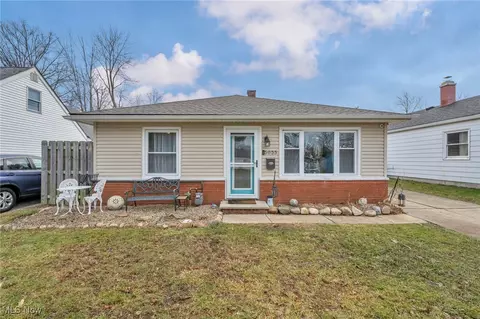 5055 Brooksdale Rd, Mentor, OH 44060