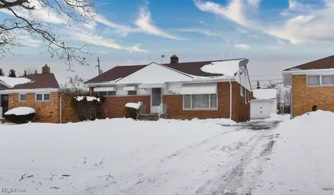 123 Willard Ave, Bedford, OH 44146