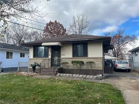 4736 E 178th St, Cleveland, OH 44128
