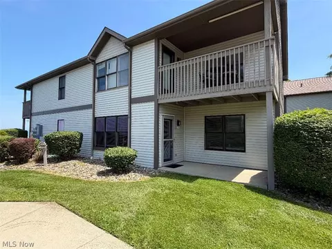 5237 W Lake Rd W #1011, Saybrook, OH 44004