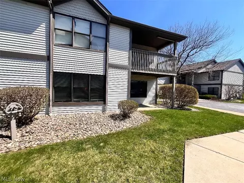 5237 W Lake Rd W #1011, Ashtabula, OH 44004