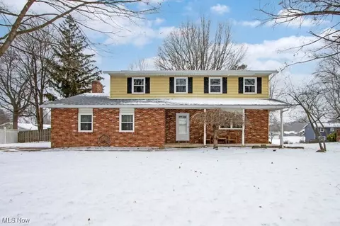 2677 Taylor St, Wooster, OH 44691