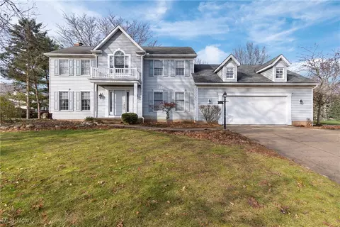 4524 Eastwicke Blvd, Stow, OH 44224