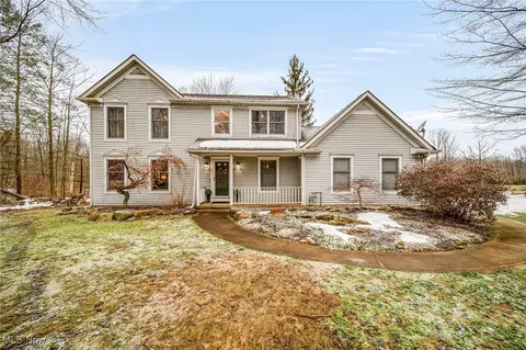 13340 Auburn Rd, Chardon, OH 44024
