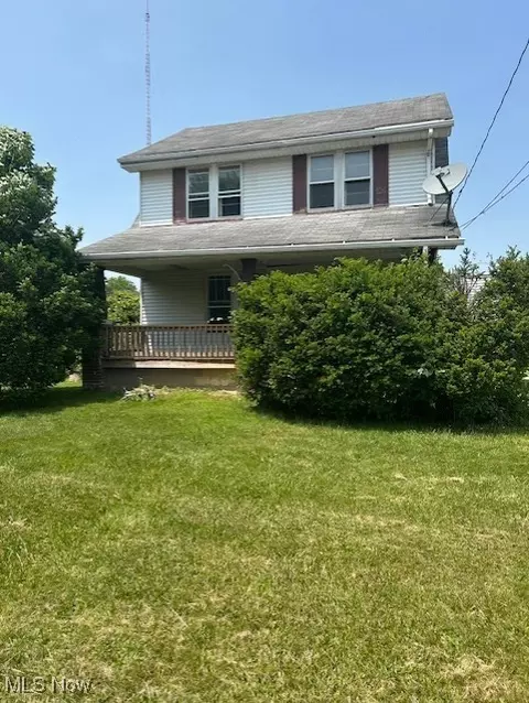 884 E Dewey Ave, Youngstown, OH 44502