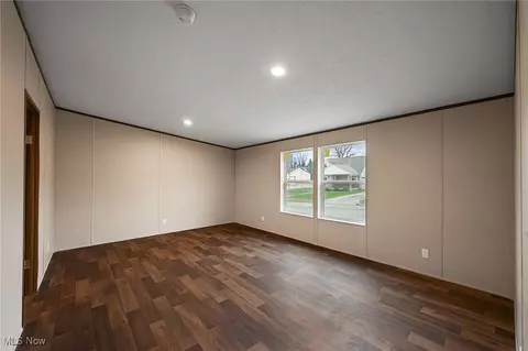 Other - 541 Lincoln Ave, Struthers, OH 44471 photo 4 of 10