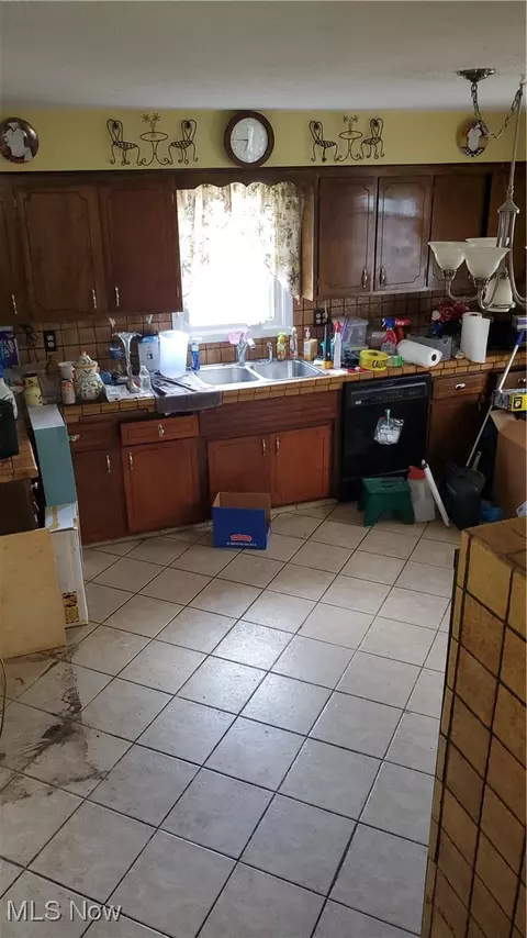 815 E 272nd St, Euclid, OH 44132 photo 49