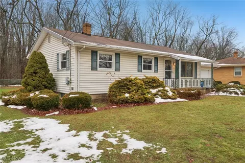 1715 Pleasantview Ave, Ashtabula, OH 44004 photo 6