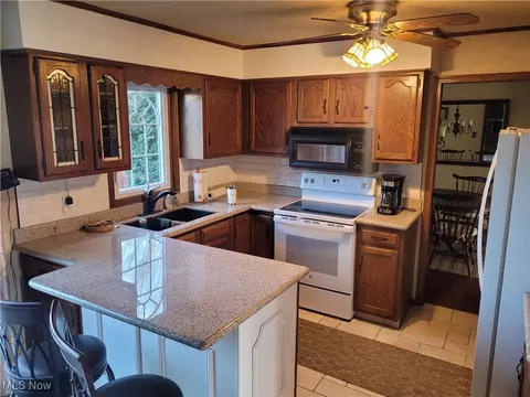 74 Sugar Cane Dr, Boardman, OH 44512 photo 5