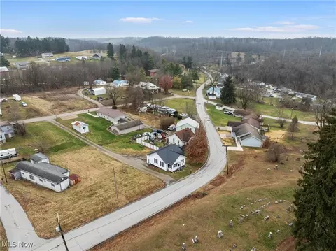 View/Area - 357 S Lincoln Ave, Barnesville, OH 43713 photo 4 of 9