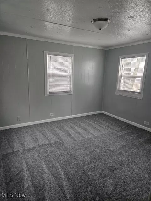 2305 E Waterloo Rd, Akron, OH 44312 photo 10