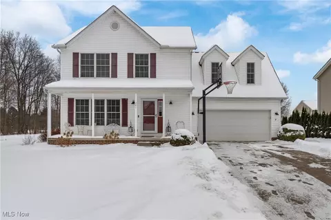 247 Hillside Dr, Wadsworth, OH 44281