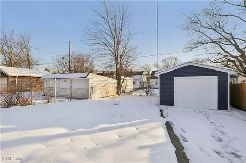 Exterior - 21316 Watson Rd, Maple Heights, OH 44137 photo 2 of 3