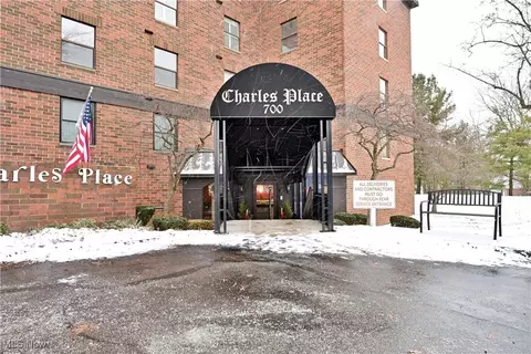 700 Brick Mill Run #108, Westlake, OH 44145