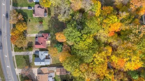 Wooster Road, Rocky River, OH 44116