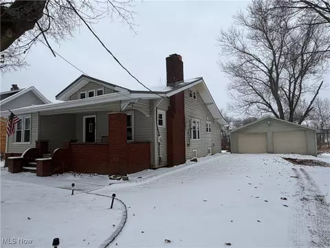 6855 E Sparta Ave SE, East Sparta, OH 44626