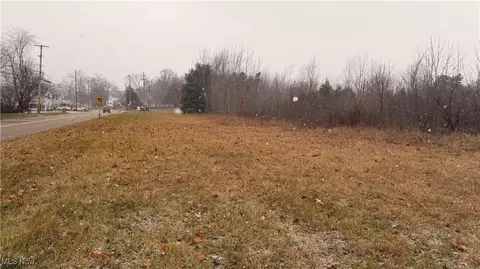 Cherry Road Nw, Massillon, OH 44647