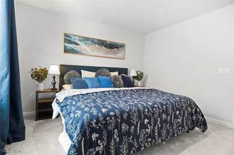 Bedroom - 214 Leather Leaf Dr, Elyria, OH 44035 photo 6 of 11