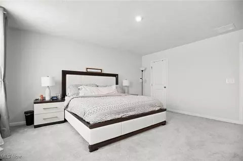Bedroom - 214 Leather Leaf Dr, Elyria, OH 44035 photo 4 of 11